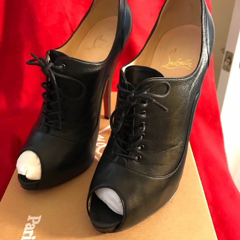 Christian Louboutin Lady Derby heels
